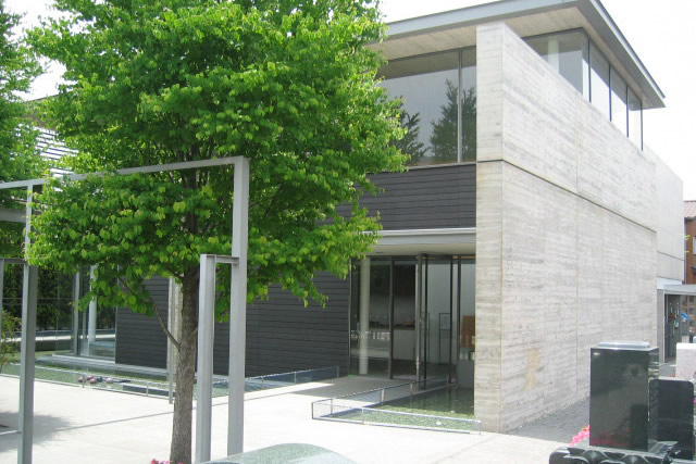 江東メモリアル