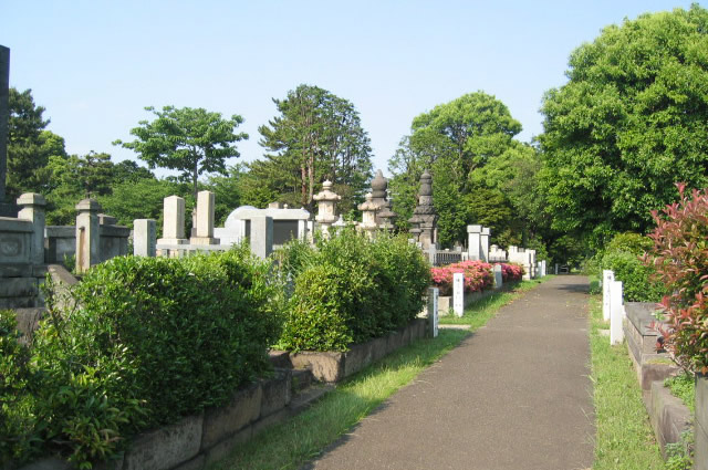青山霊園
